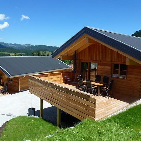 Walser Berg Chalets Riezlern Exterior photo