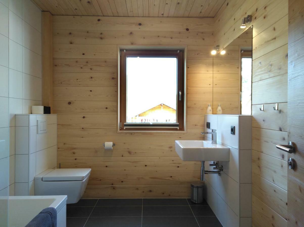 Walser Berg Chalets Riezlern Exterior photo